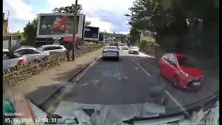 Van smashes into traffic lights 🚥 and drives off Bradford Shipley West Yorkshire [upl. by Anastasia483]