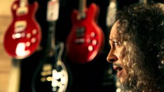 Metallicas Kirk Hammett At Guitar Center [upl. by Naomi]