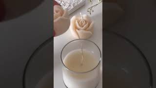 Cómo hacer una vela en recipiente de vidrio decorada con una rosa blanca shorts [upl. by Kyriako382]