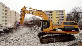 CAT 365 BL mit Verachtert VT 60 Betonschere bei Abbrucharbeiten [upl. by Adieno]