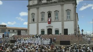 Lavagem do Bonfim reúne milhares de fiéis em Salvador [upl. by Robbyn]