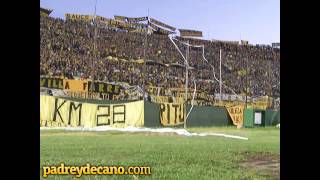 La hinchada de Peñarol vs Vélez  Copa Libertadores 2013 [upl. by Assilram]