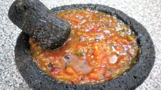 SALSA DE MOLCAJETE MARTAJADA 2  RECETA FACIL [upl. by Nahsrad863]