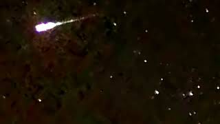 Geminid Meteor Shower in Dubai UAE 2 HUGE FIREBALLS 4K [upl. by Rosanna]