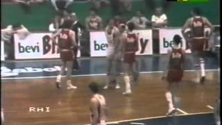 BASKET MILANO PESARO 73 A 72 SCUDETTO 1982 [upl. by Ladnar]