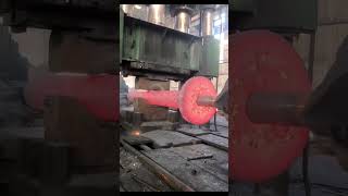 Forging wind turbine main shaft forgings [upl. by Noiraa]