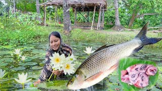 মাঠ থেকে শাপলা তুলে মাছের তেল দিয়ে রান্না করলাম সাথে রুই মাছের ঝালদা  fish curry recipe [upl. by Strickland922]