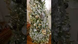 New Years Tree🎄🥂🎆 lilysderbyshirelife christmas newyear 2024 homedecor auldlangsyne hny2024 [upl. by Adraynek237]