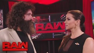 Mick Foley stellt Stephanie McMahons Integrität infrage Raw 26 September 2016 [upl. by Teevens]