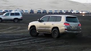 استعراض و حادث في العديد  Lexus Land Cruiser Drifting Off Road [upl. by Boniface]