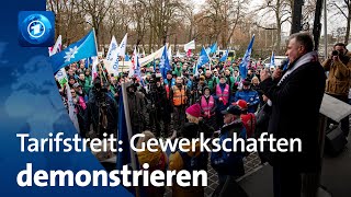 Tarifstreit Gewerkschaften demonstrieren gemeinsam [upl. by Gonta]