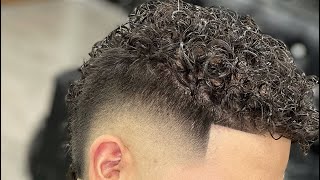 Ondulación permanente para hombres rizos skinfade Mohicano [upl. by Vera409]