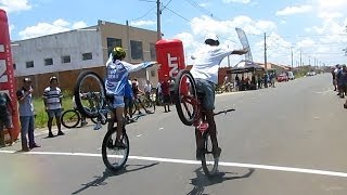 Campeonato de Wheeling Bike Categoria Mista  HANG TEN 2014 [upl. by Jeggar]