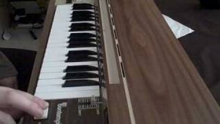 Bontempi B9 Chord Organ Demo [upl. by Rednaskela486]