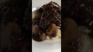 How to make delicious braised short ribs with mushroom gravy [upl. by Azalea]