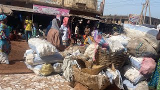 Bamako Au Marché de Sabalibougou à la veille de la fête de Tabaski [upl. by Anahsed]