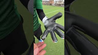 New Goalkeeper gloves grip 🧤⚽️ goalkeeperstore goalkeeperglove sportsequipment gloves [upl. by Gnilyarg]