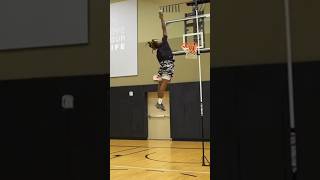 5’6” recorded a 505” VERTICAL LEAP 🤯 TC2TV teamflightbrothers [upl. by Volny]