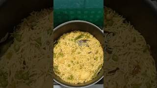 matar aloo pulao recipe mattarpulaorecipe hazarafood shortfeed deliciousrice [upl. by Rob]