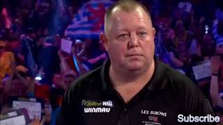 Mervyn King priceless reaction to Simon Whitlock 148 checkout [upl. by Yanad931]