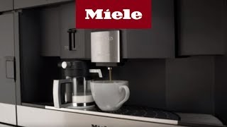 EinbauKaffeevollautomat Cappuccinatore für perfekten Milchschaum  Miele [upl. by Rexford]