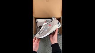 NEW BALANCE 990v2 GREY UNBOXING [upl. by Gereld]