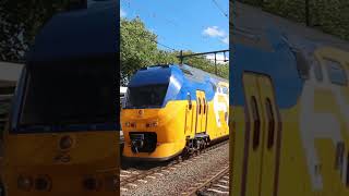 VERTICAAL VIRM Compilatie op Station Deurne  OnRails [upl. by Noiztneb]