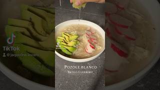 Pozole blanco con pollo  estilo guerrero  cook with me food recipe [upl. by Llenel]