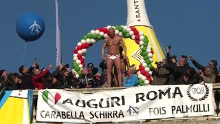 Traditional New Year jump into the Tiber in Rome [upl. by Etnoid]