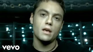 Tiziano Ferro  Imbranato Official Video [upl. by Allicsirp]