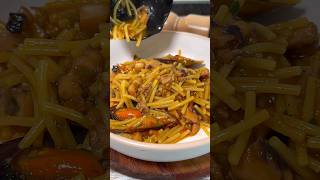 Fideos a la cazuela con sepia y mejillones 🦑🦪 ¡Un guiso brutal receta youtubeshorts [upl. by Scarrow]