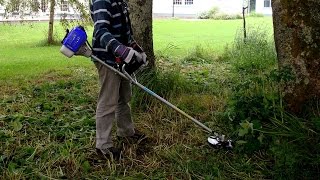 Grass Strimmer With Plastic Blades [upl. by Neo]