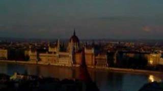 Budapest explicado al atardecer sobre el Danubio y desde la ciudadela [upl. by Micheil]