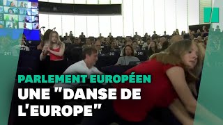 Ces jeunes ont quotdansé lEuropequot avant le discours de Macron au Parlement européen [upl. by Ezalb]