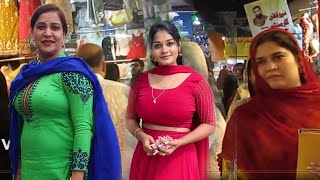 ichra bazar lahore fancy shops 4K Night WALKING TOUR [upl. by Giraud]