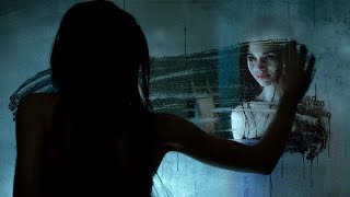 La fille lâche voit son autre moi dans le miroir et échange son corps avec luifilm suspense [upl. by Normand]