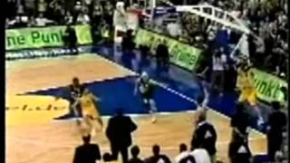 Buzzerbeater von Mithat Demirel zum Pokalsieg 2003 [upl. by Torbert]