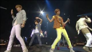 SHINee 샤이니 누난 너무 예뻐Replay SMTOWN LIVE WORLD TOUR in PARIS [upl. by Darcey769]