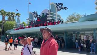 Live Disneyland  Saturday Rides Crowds 81724 [upl. by Einoj]