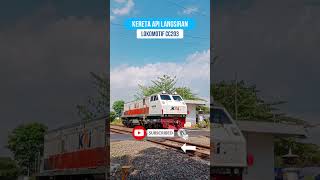 Kereta ini di luar Jadwal Mengejutkan Semua Orang shorts keretaapi lokomotif [upl. by Ymereg]