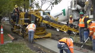 GOMACO GT3200 Concrete Slipform Sidewalk Paver [upl. by Tnelc494]