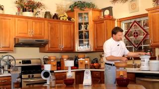 Grain Mill Reviews Manual vs Electric Which Should You Choose [upl. by Bein]