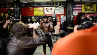 Nikon D800  Gleasons Gym test [upl. by Atlante505]