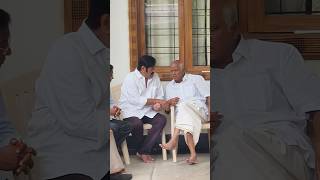 Raghu babu amp venkatesh Consoles RajendraPrasad on the demise of his daughter [upl. by Aleibarg]