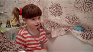 Topsy amp Tim 102  STRANGE BEDS  Topsy and Tim Full Episodes [upl. by Inalaehon]