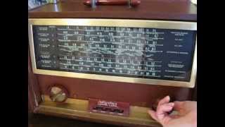 Hallicrafters TW2000 Tube valve radio receiver [upl. by Anekahs]