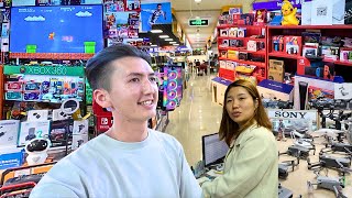 Inside Chinas Unseen Electronic Markets 🇨🇳 [upl. by Nnaytsirk]