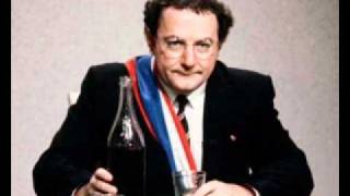 Coluche  Ladministration [upl. by Etnovad]