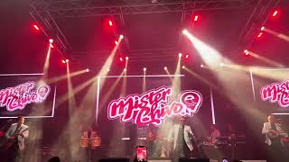 Mister Chivo En Vivo “Tongoneaito” HD [upl. by Elamef]