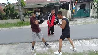 drill boxing Ibnu Hardian Siregar vs Samsul Silalahi cs B Tampubolon [upl. by End]